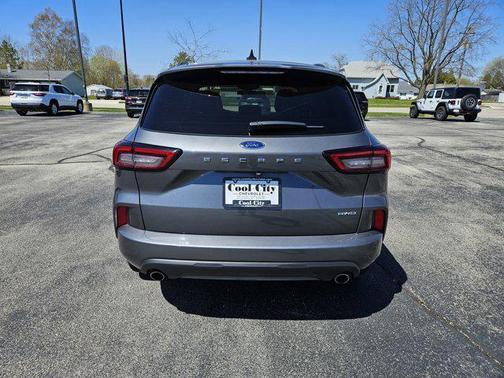 2024 Ford Escape ST-Line