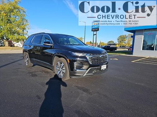2023 Chevrolet Traverse LT Leather