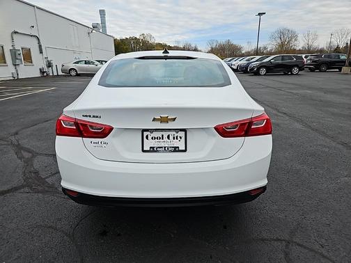 2022 Chevrolet Malibu 1LS