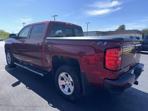 Cajun Red Tintcoat 2018 Chevrolet Silverado 1500 2LT