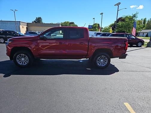 2023 Chevrolet Colorado LT