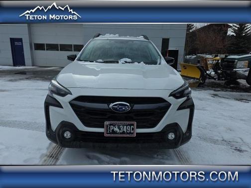 2025 Subaru Outback Premium