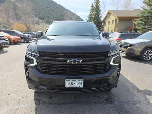 2024 Chevrolet Suburban RST