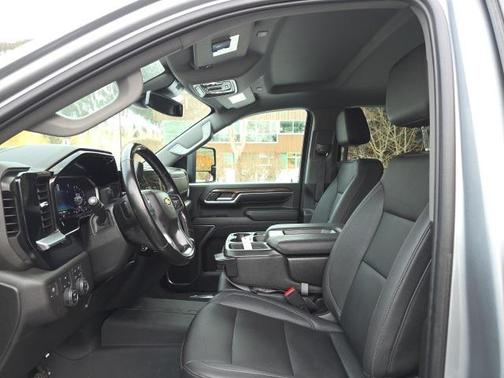 2024 Chevrolet Silverado 3500 LT