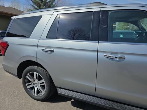 Iconic Silver Metallic 2024 Ford Expedition Limited