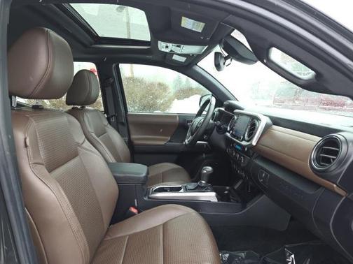 2022 Toyota Tacoma Limited