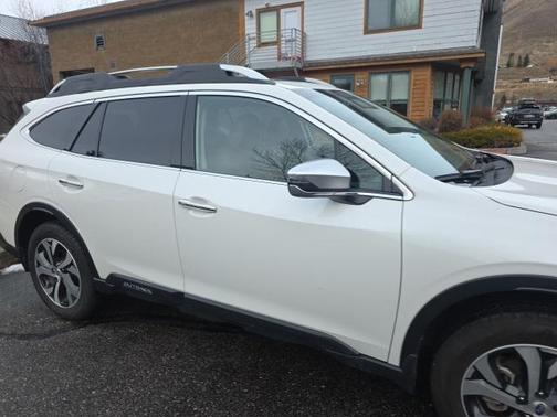 2021 Subaru Outback Touring XT