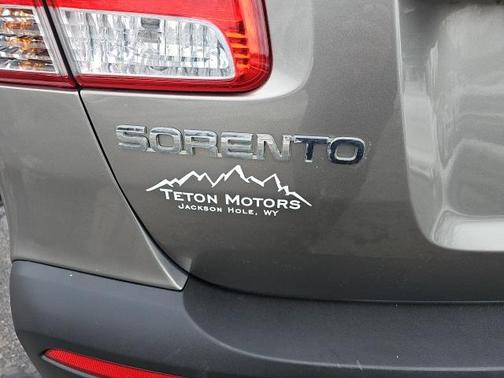 2011 Kia Sorento LX