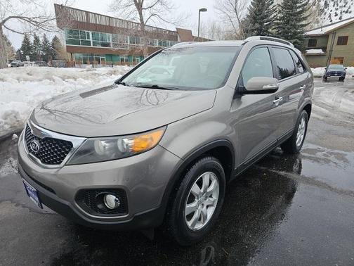 2011 Kia Sorento LX