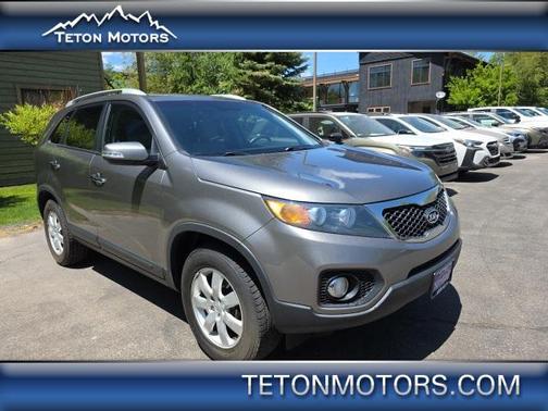 2011 Kia Sorento LX