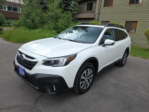 2022 Subaru Outback Premium