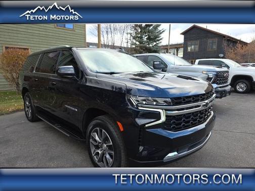 2023 Chevrolet Suburban LS