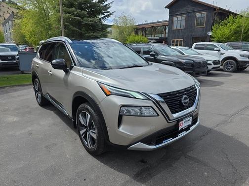 Champagne Silver Metallic/Super Black 2023 Nissan Rogue Platinum