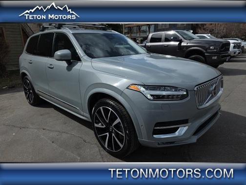 2024 Volvo XC90 B6 Ultimate Bright Theme 7-Seater