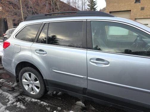 2012 Subaru Outback 2.5i Limited