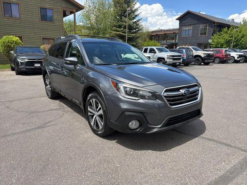 Magnetite Gray Metallic 2018 Subaru Outback 2.5i Limited