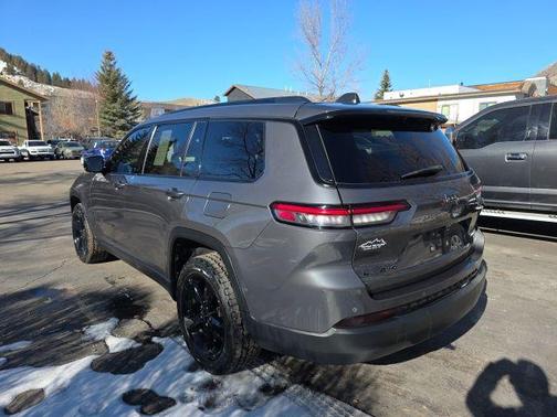 2021 Jeep Grand Cherokee L Altitude