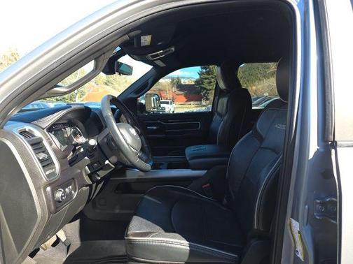 2022 RAM 2500 Laramie Crew Cab 4x4 6'4' Box