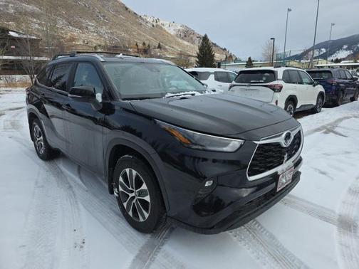 2024 Toyota Highlander XLE