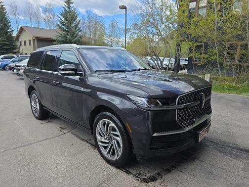 Starlight 2025 Lincoln Navigator Reserve