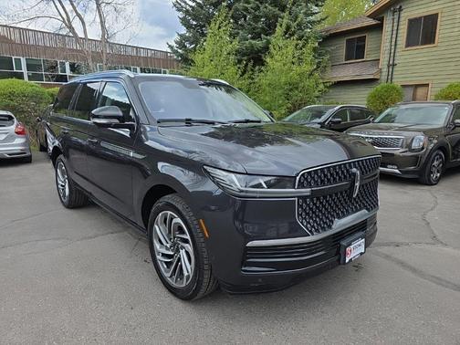 Starlight 2025 Lincoln Navigator Reserve