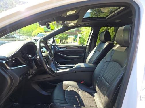 2022 Buick Enclave AWD Avenir
