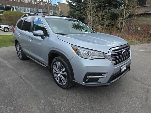 Ice Silver Metallic 2021 Subaru Ascent Limited 8-Passenger