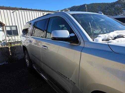 2017 Chevrolet Suburban LT