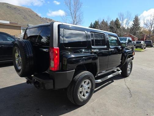2006 Hummer H3 Base