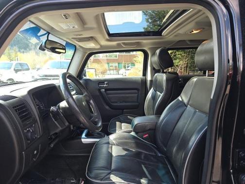 2006 Hummer H3 Base