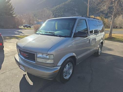 2003 GMC Safari SLE