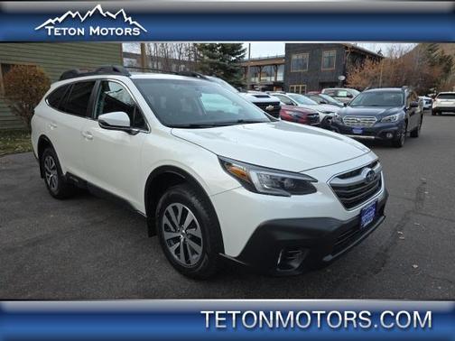 2022 Subaru Outback Premium