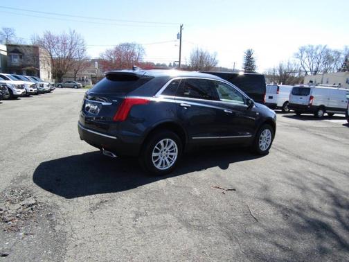 2019 Cadillac XT5 Base