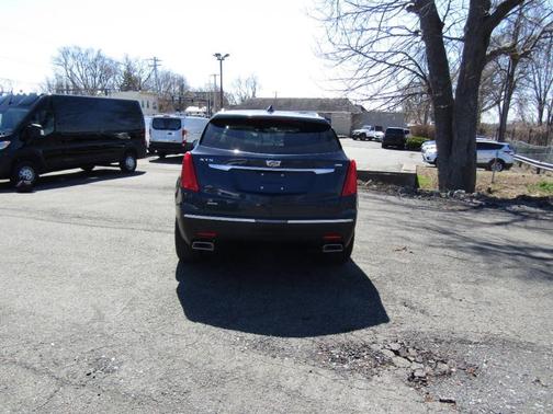 2019 Cadillac XT5 Base