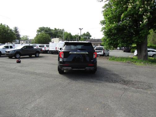 Black 2020 Ford Explorer XLT