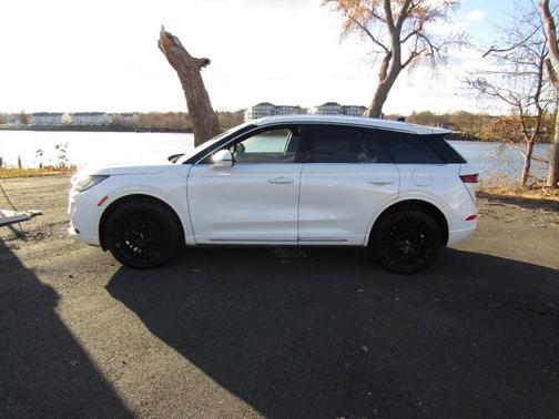 2022 Lincoln Corsair Reserve