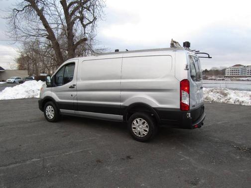 2020 Ford Transit-250 SWB LOW ROOF