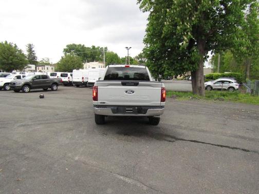 Avalanche White 2024 Ford F-150 XLT