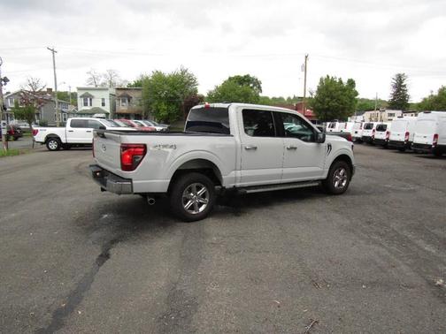 Avalanche White 2024 Ford F-150 XLT