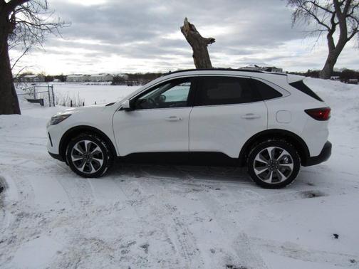 2024 Ford Escape Platinum