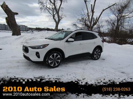 2024 Ford Escape Platinum