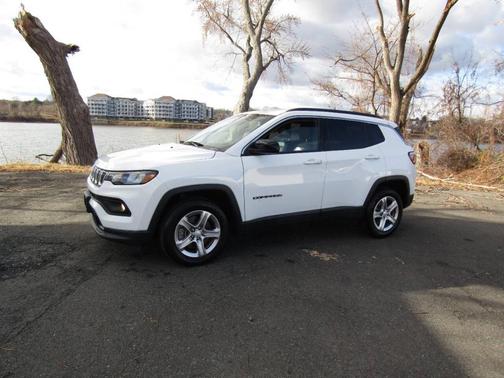 2023 Jeep Compass Latitude