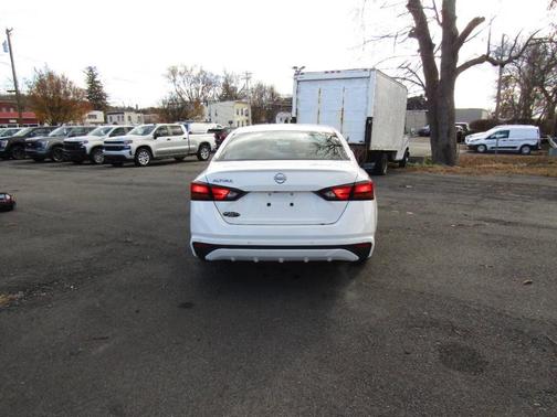 2024 Nissan Altima 2.5 S