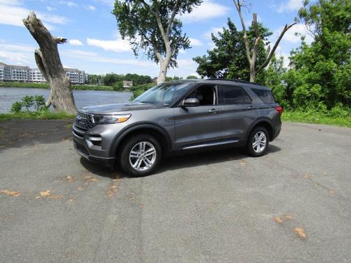 Gray 2022 Ford Explorer XLT