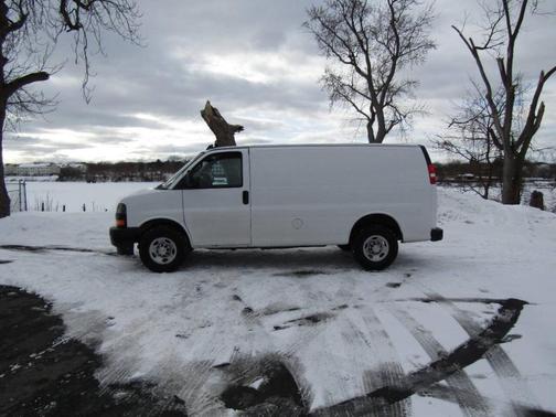 2021 Chevrolet Express 2500 Work Van