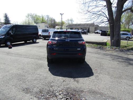Blue 2021 Jeep Compass Latitude