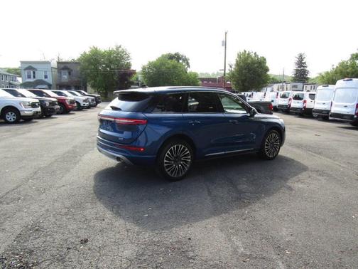Blue 2020 Lincoln Corsair Reserve