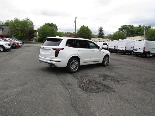 White 2020 Cadillac XT6 Sport AWD