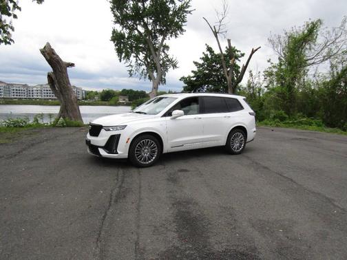 White 2020 Cadillac XT6 Sport AWD