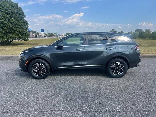 2025 Kia Sportage LX